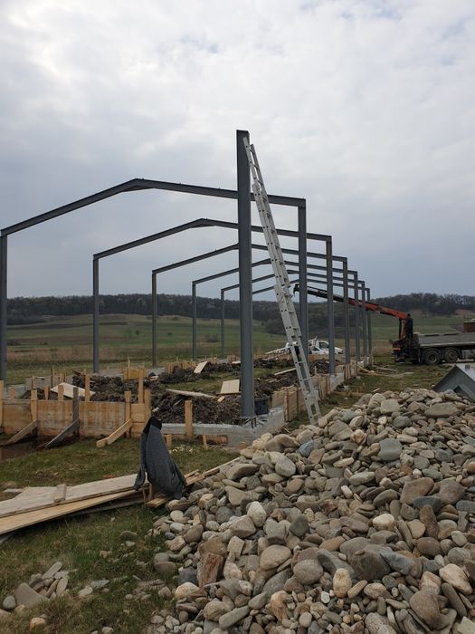 Structura metalica 10X25X4 lichidari de stoc