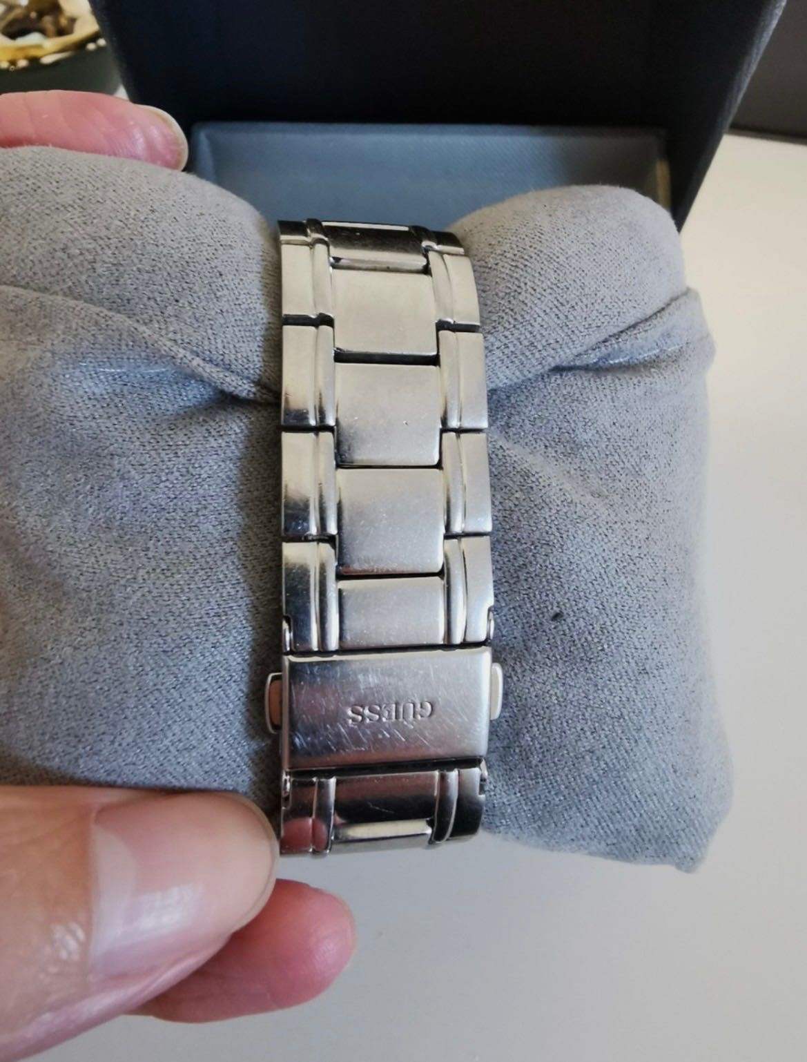 Дамски часовник Guess W1022L1