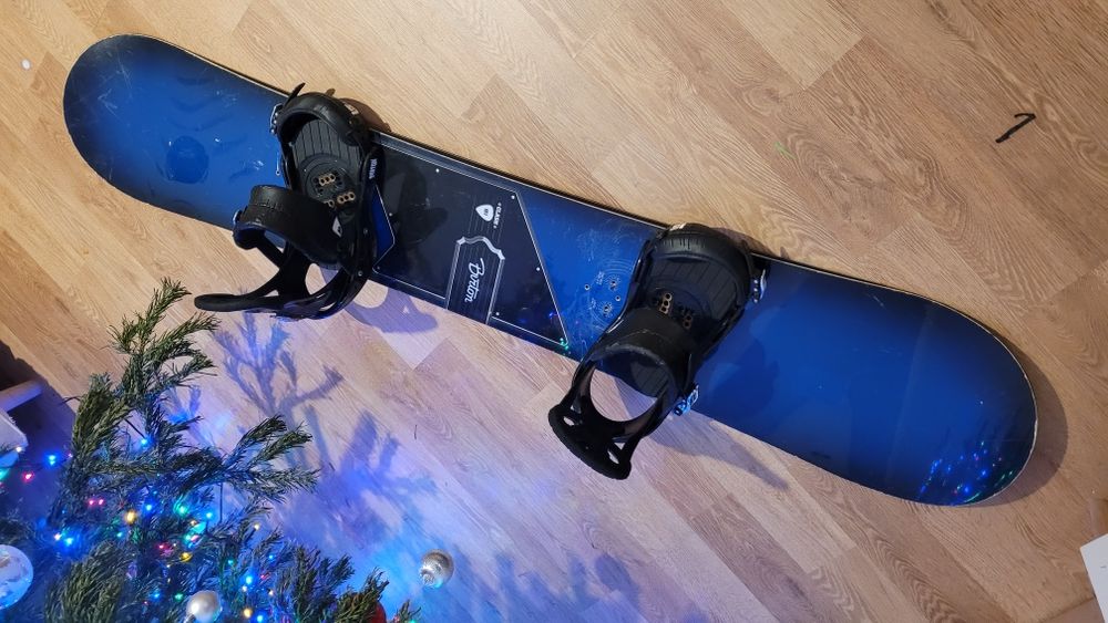 Placa snowboard Burton 161 cu legături Burton