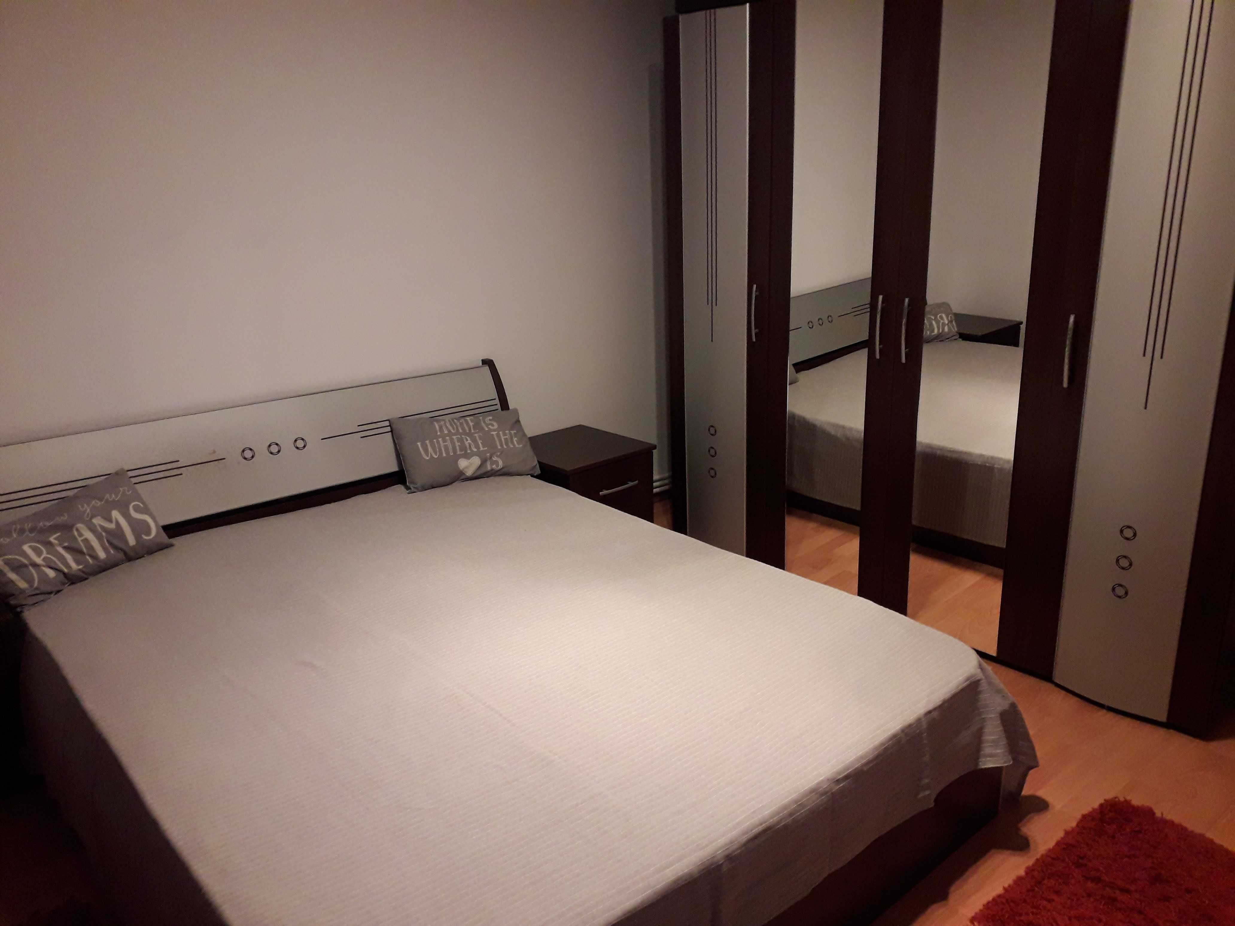 Apartament 2 camere, Piata Centrala, etaj intermediar