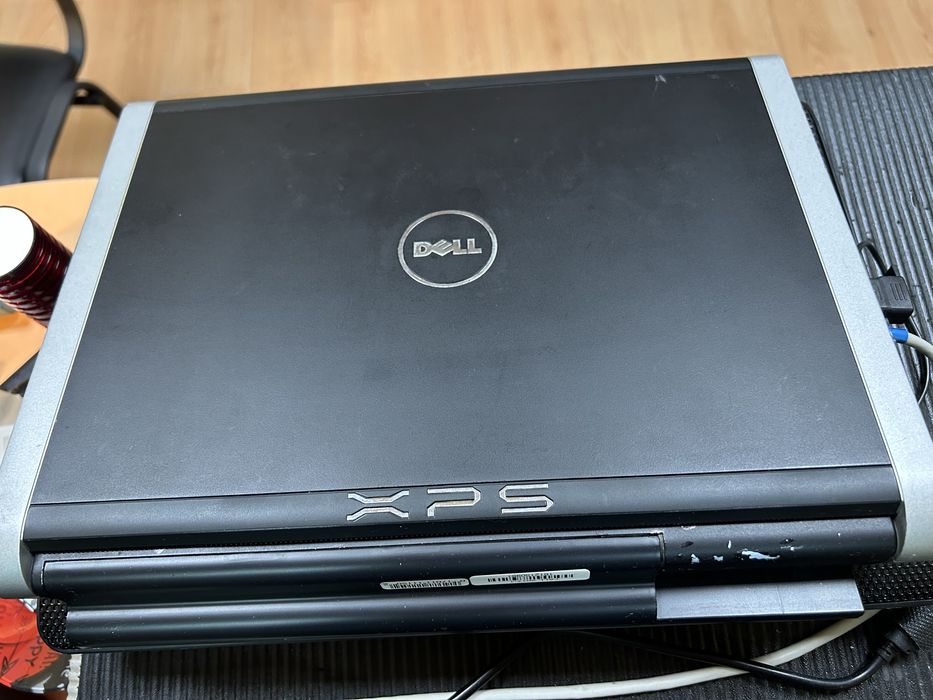 Лаптоп Dell XPS  M1330