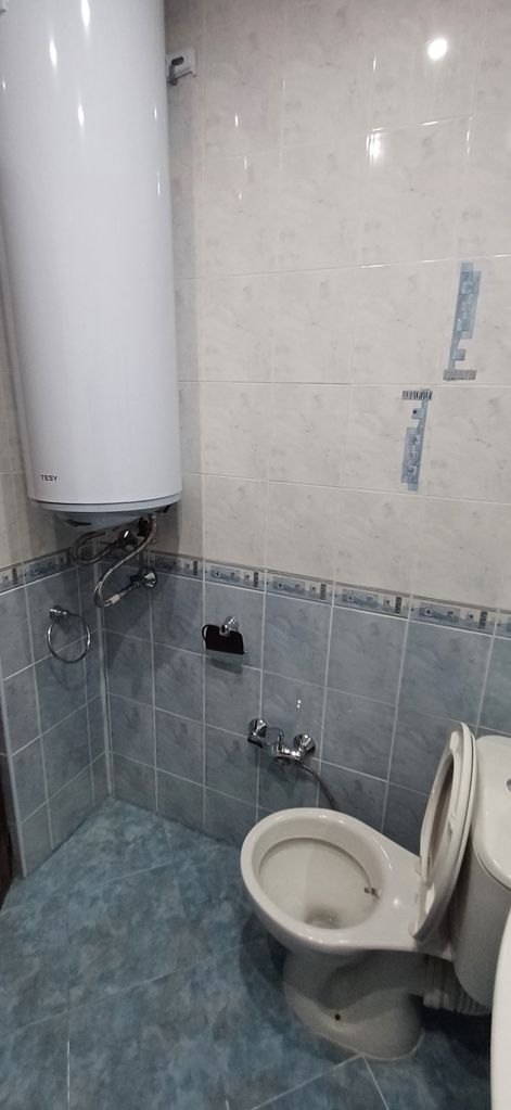 Дава се под наем Двустаен апартамент в Стара Загора, Център - 70 кв.м за 331.5 € - Снимка #4