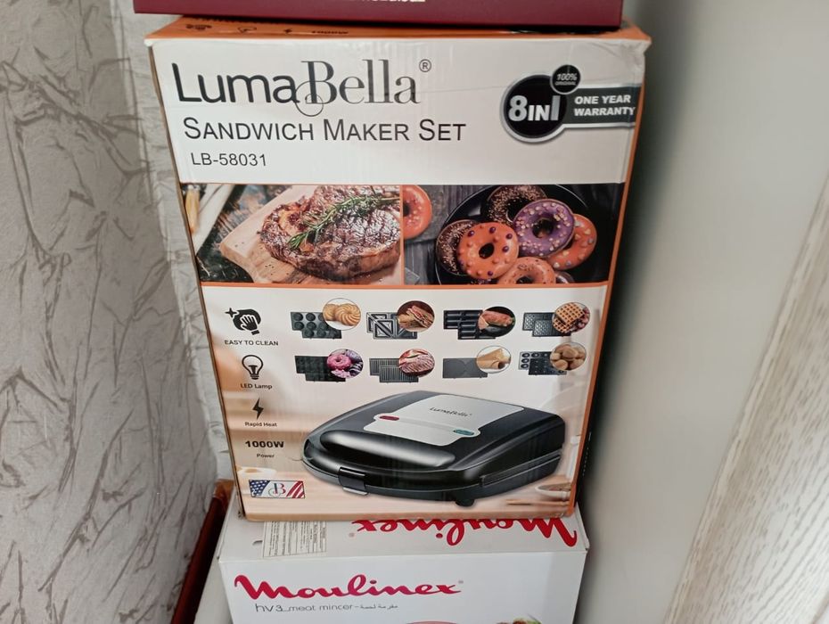 Вафельница продаётся