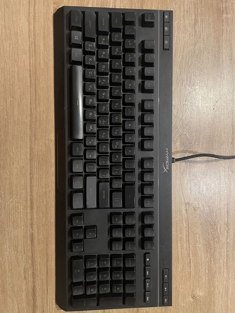 Продам клавиатуру HyperX