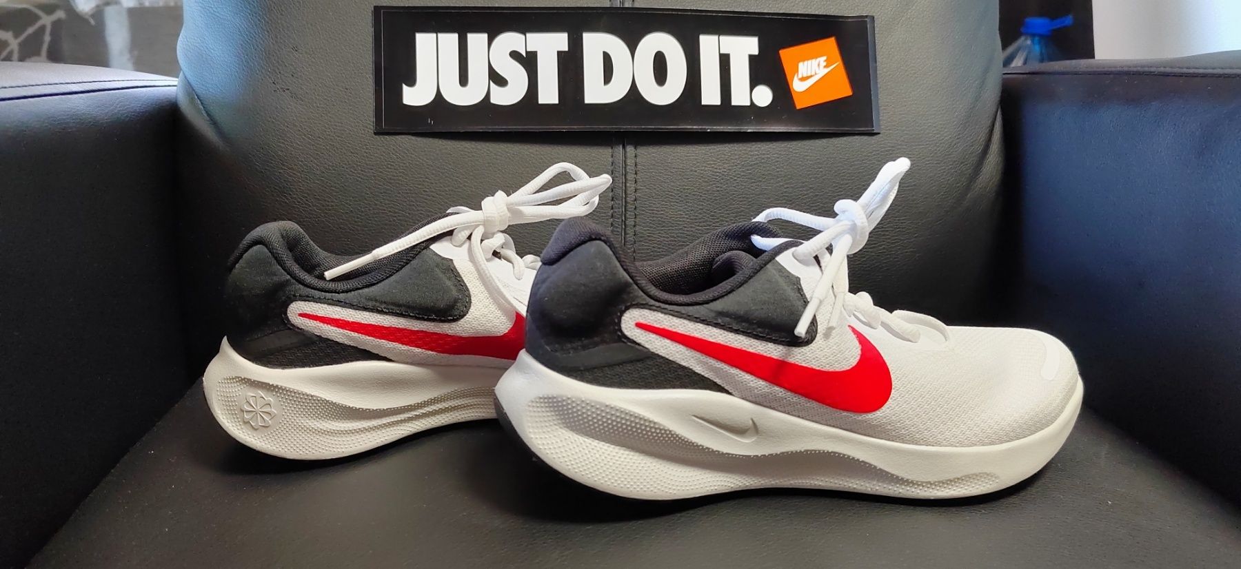 Nike Revolution 7,номер 38,5