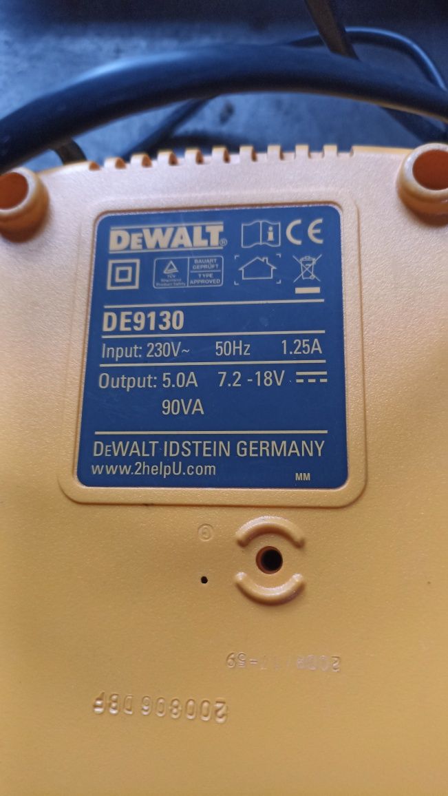 Încărcător Dewalt Model DE9116 și DE9130