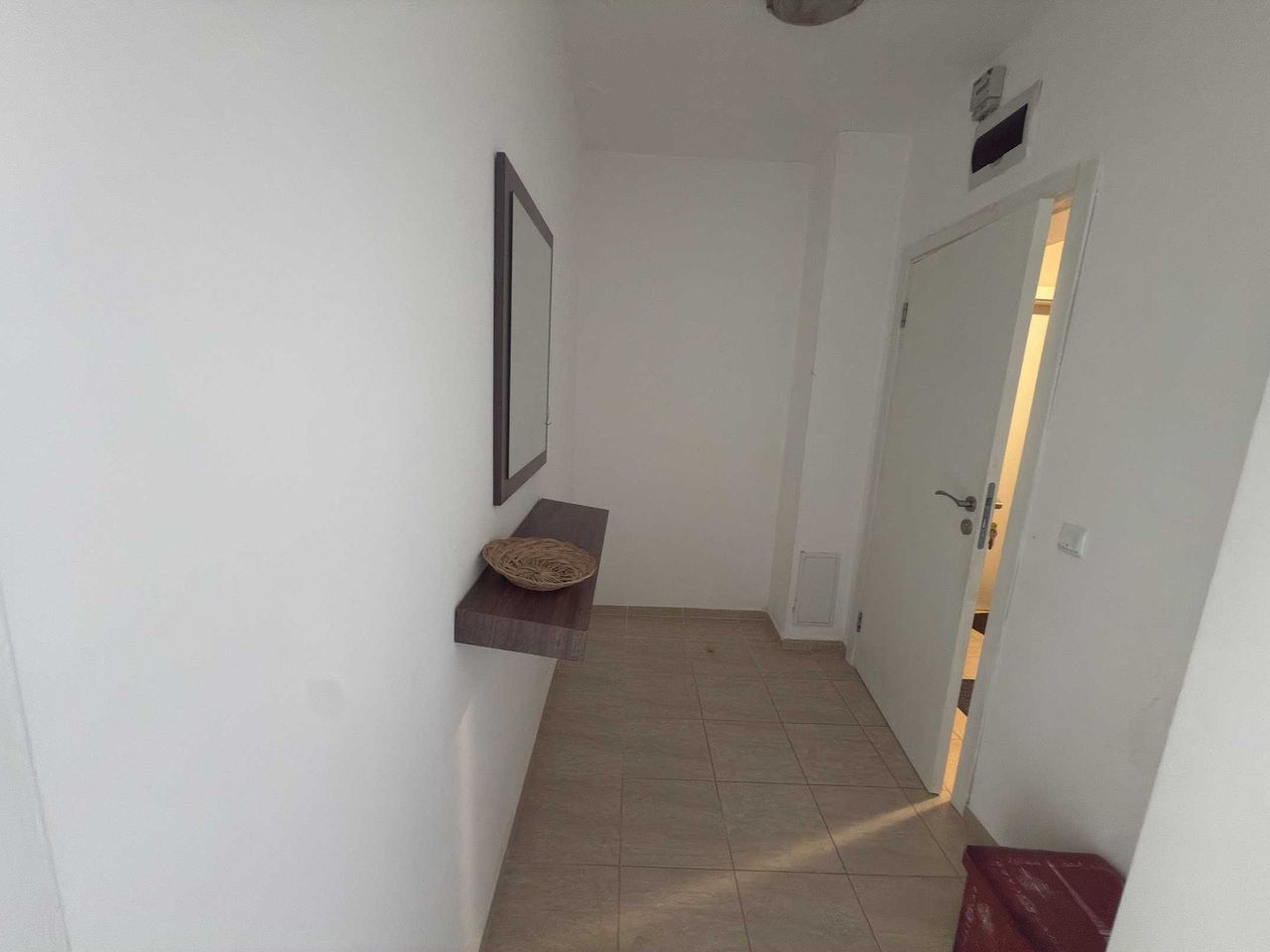 Продава се Двустаен апартамент в к.к. Слънчев бряг - 78 кв.м за 1000 €/кв.м - Снимка #8