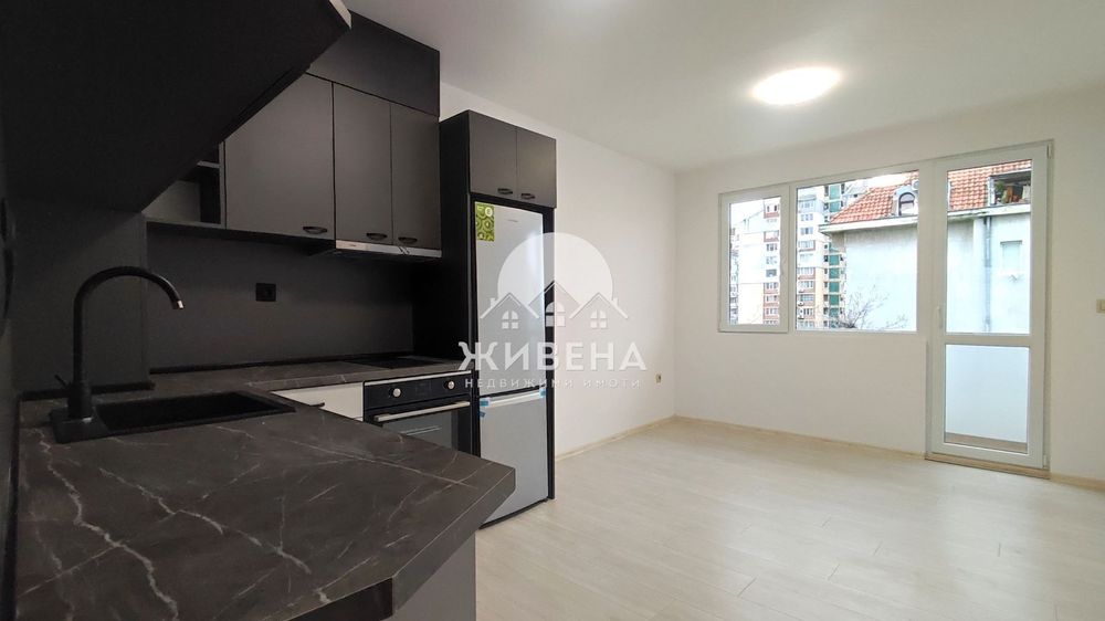 Продава обзаведен панелен 3-стаен апартамент, кв.Трошево, 60 кв.м