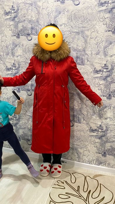 Продам женскую верхнюю одежду, парка, подходит на размер 42-44, отличн