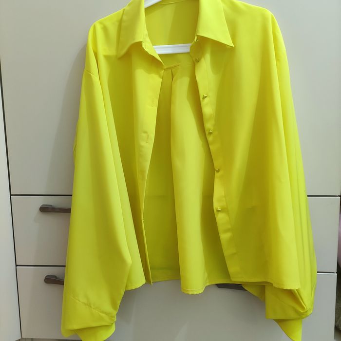 Продам нарядную рубашку