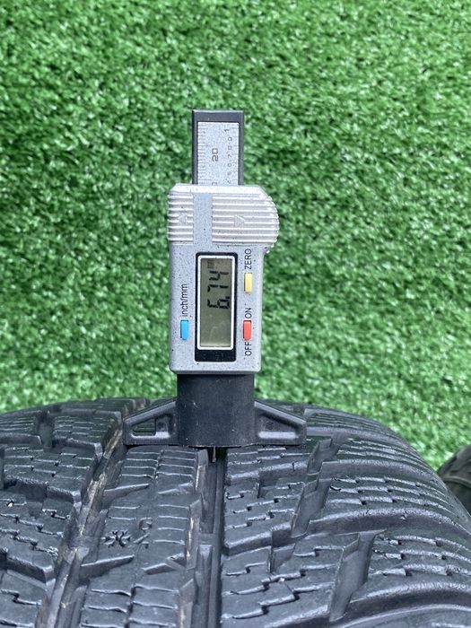 Set 4 anvelope Iarna Nokian WR SUV 3 225 65 R17 106H XL Dot 3518 6,7mm