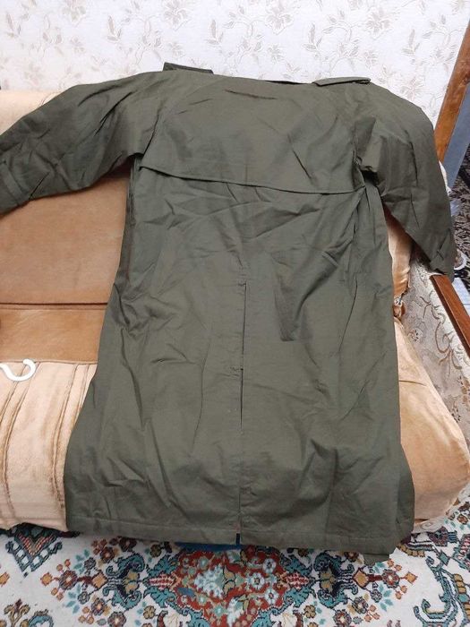 Новый мужской плащ