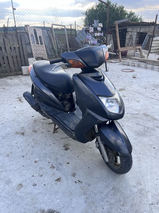 Scuter yamaha cingnus 125cc vand sau schimb cu cross 150cc
