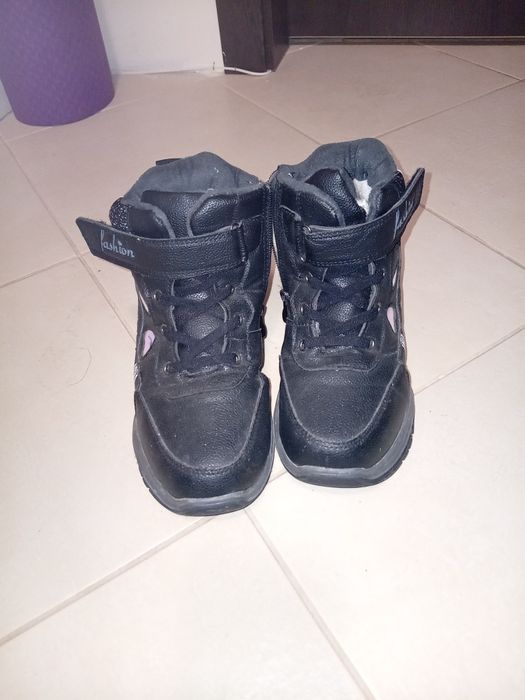 Зимни обувки за топли и сухи крачета