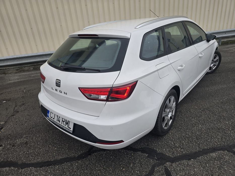 Seat Leon înmatriculat 2.0 tdi 150 cp / navigatie