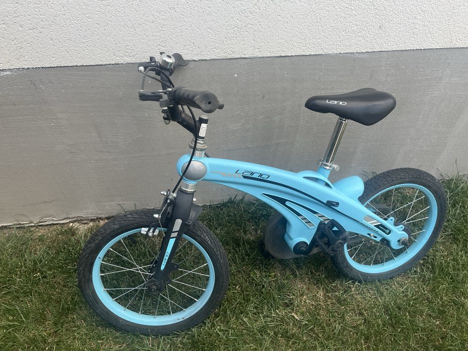 Bicicleta pt copii 4-6 ani