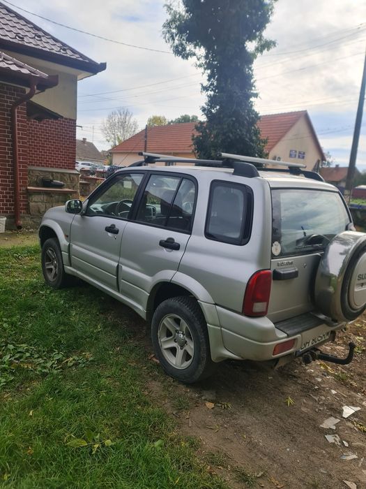 Suzuki Grand Vitara 2005 Benzina 2.0, inaltat