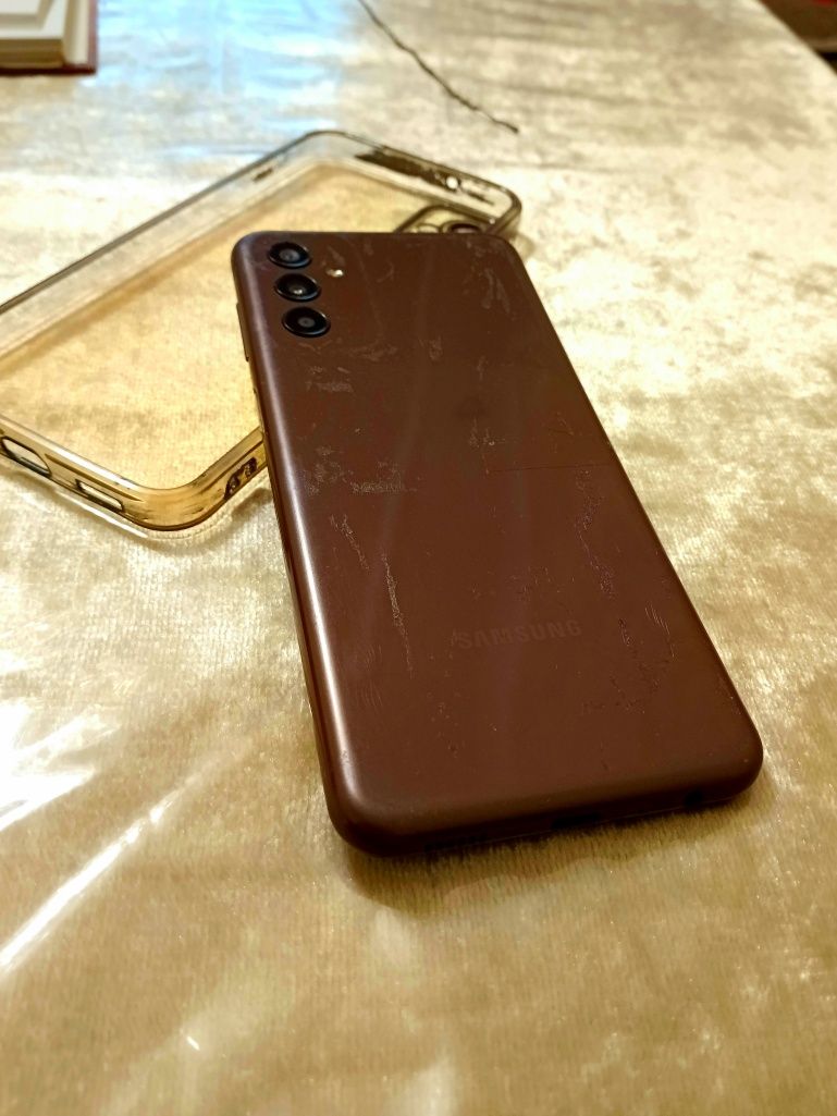 Samsung m13 4gb 64gb