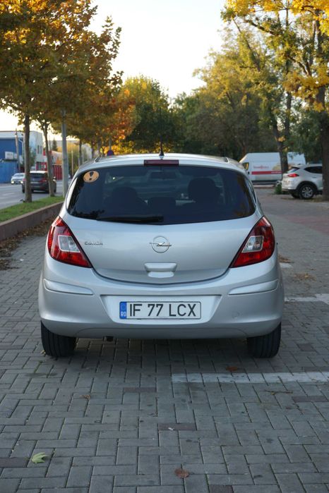 Opel Corsa D Euro 5 2010 1.2 benzina Editie Speciala 111