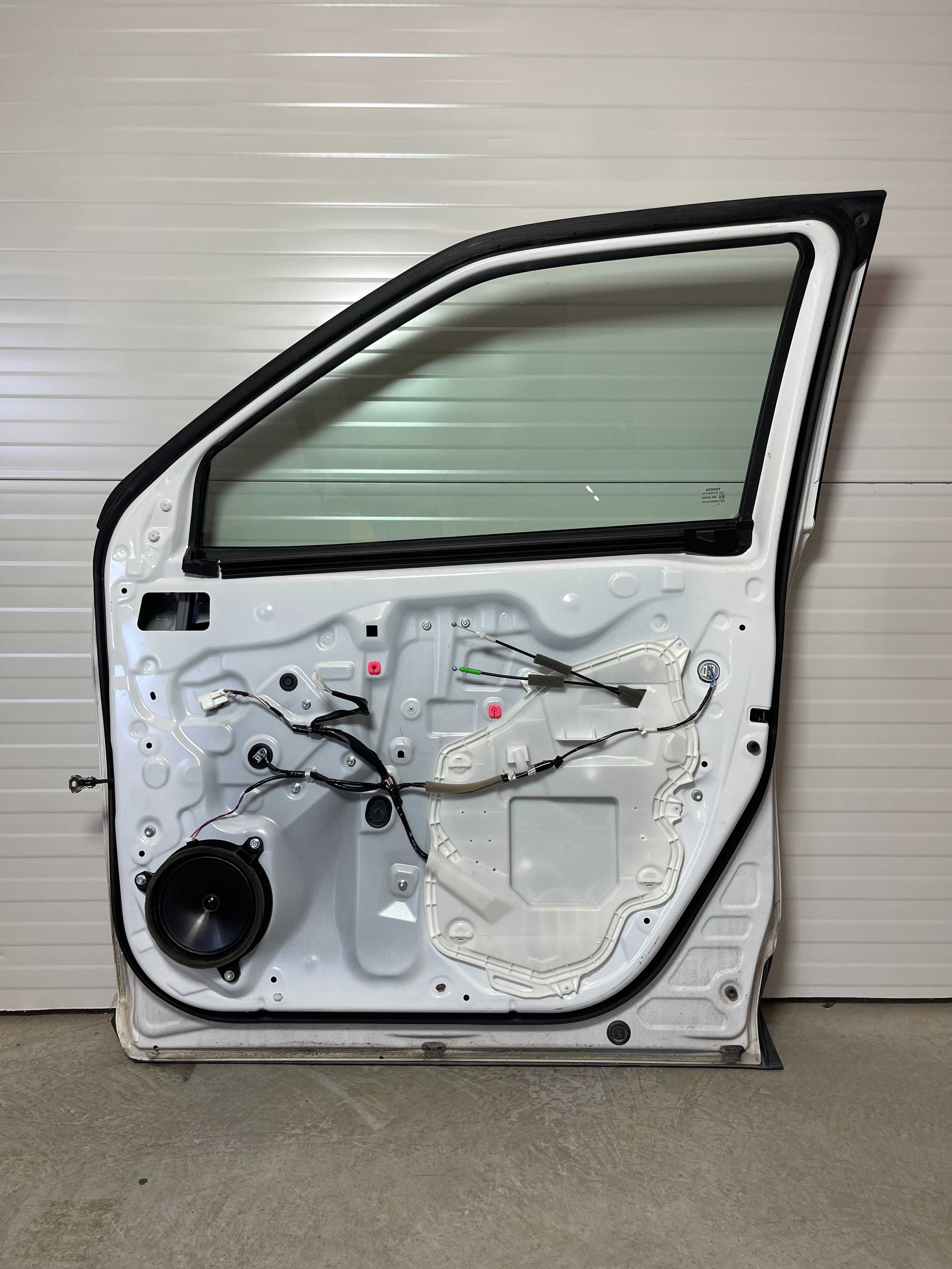 Toyota Yaris Cross врати