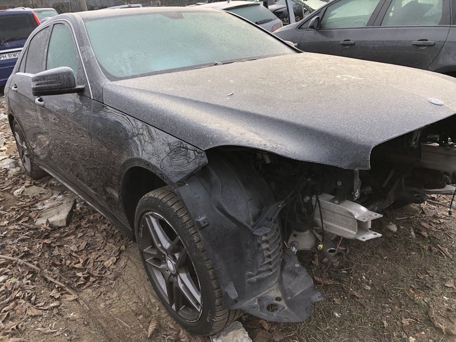 Aripa fata stanga / dreapta Mercedes e-class w212 facelift