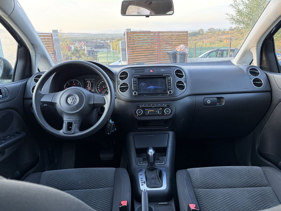 Volkswagen golf 6 plus 2012 / dsg / webasto / rate