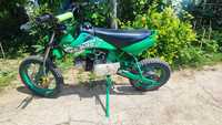 Vand motor cross