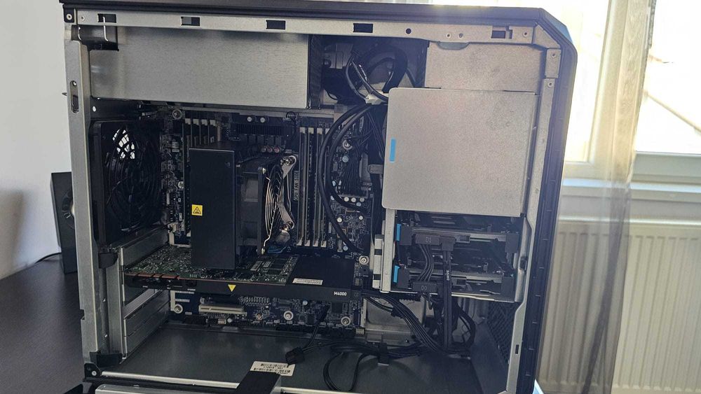 Vand  calculatoare, HP and DELL !