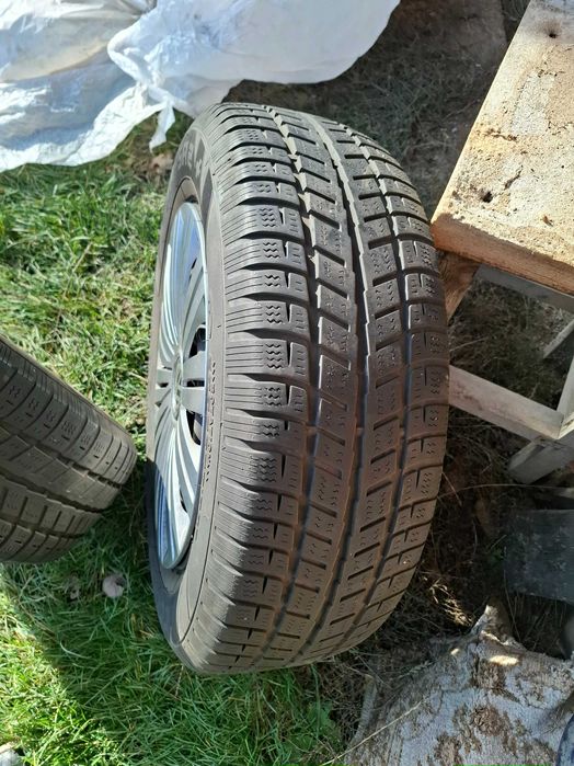 Anvelope iarna cu genti tabla vw