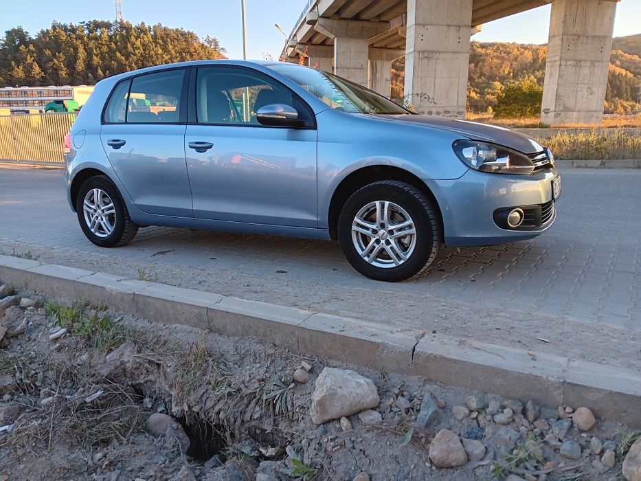 Vand  golf 6 1.6 MPI an stare f bună