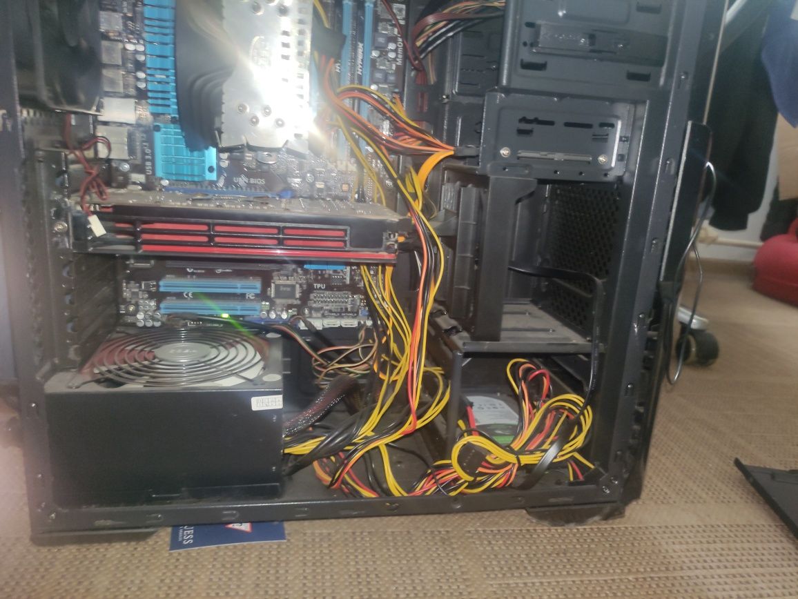 Schimb kit PC AMD în stare foarte buna, aștept oferte