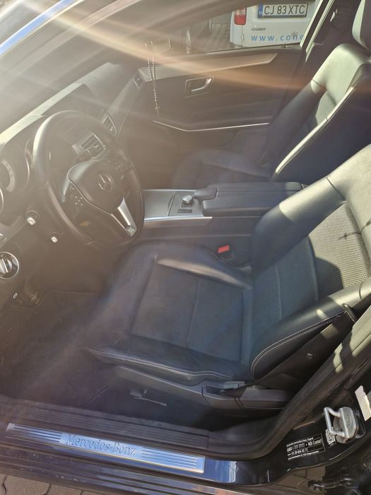 Vând Mercedes-Benz E-Klasse, 200 Blue Tec...