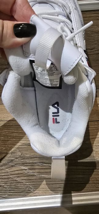 Маратонки FILA .