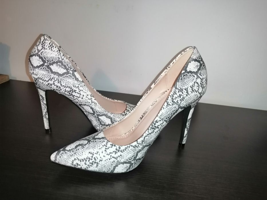 Set geanta plus pantofi snake