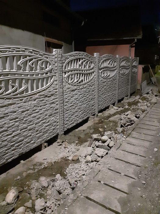 gard din placi de beton