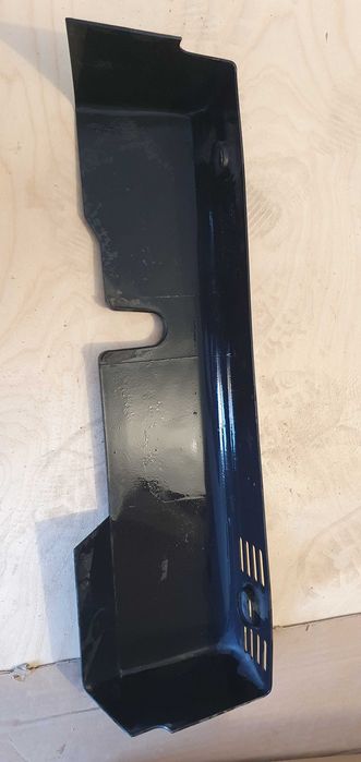 Декоративна пластмаса за мотор ANN 2.2турбо 4A0972807