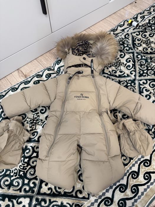 Продам детский комбинезон, почти новый