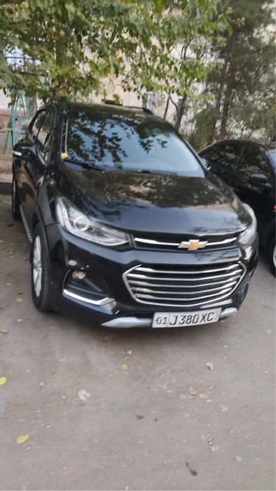 Продаю трекер 1 премьер