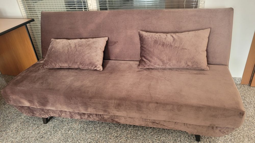 Продам диван 90*180