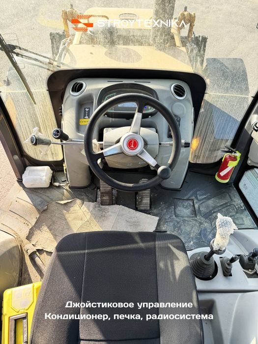 Экскаватор-погрузчик Lai Gong LG776