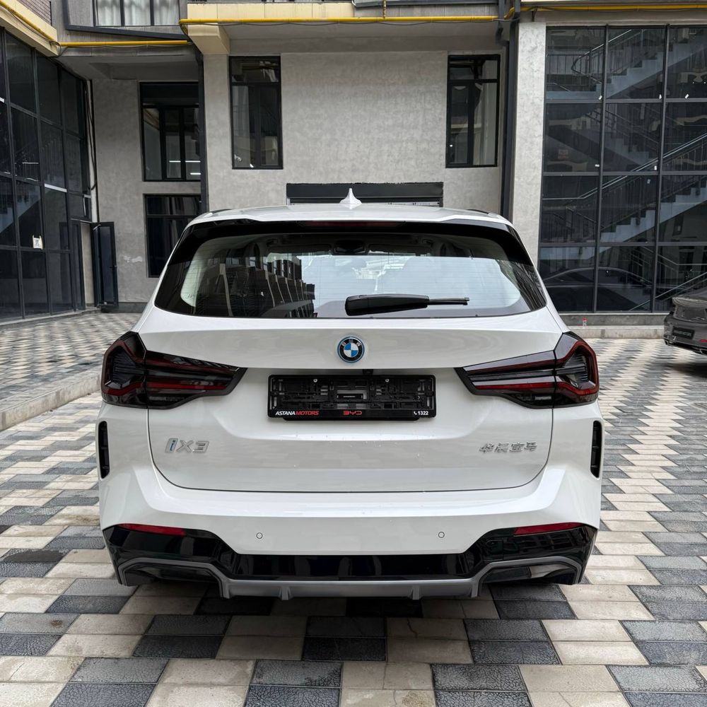 BMW IX3 full nalichida tayyor avtokredit qilib beramiz