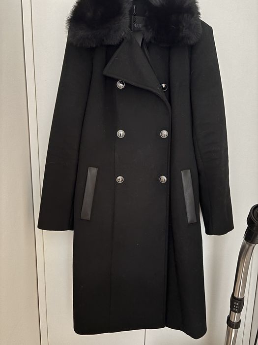 Зимно палто Guess черно размер М