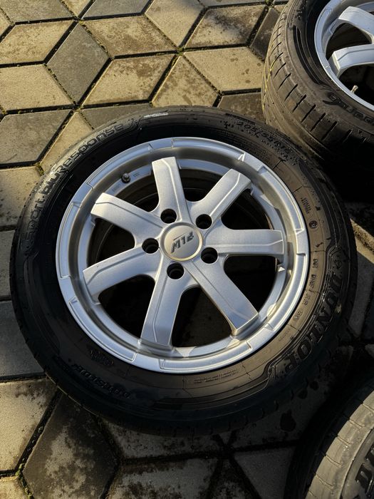 Jante cu cauciucuri R16 Audi