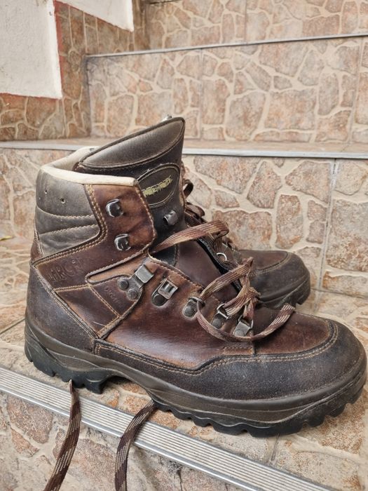 Bocanci Meindl 41.5 - 42 , piele naturala