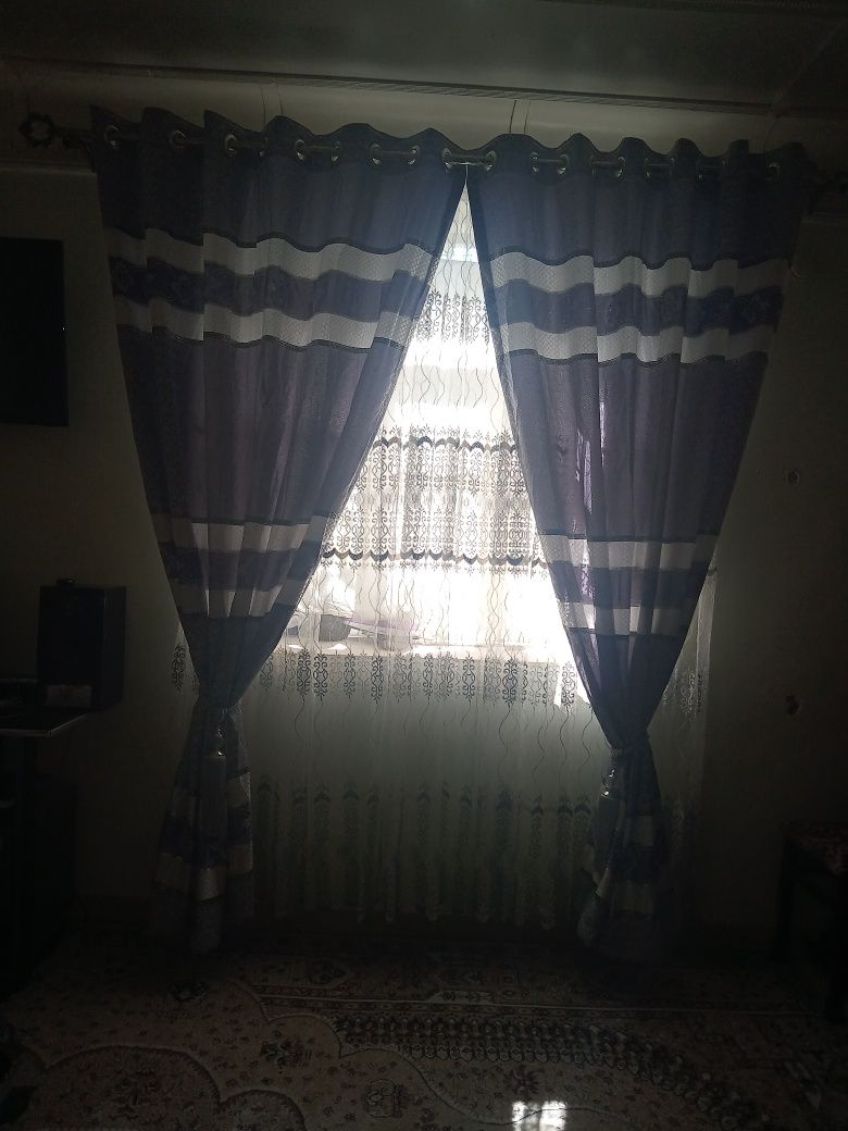 Пардалар бор 2та ойнага 1.5х1.5 и 1 та ешикка