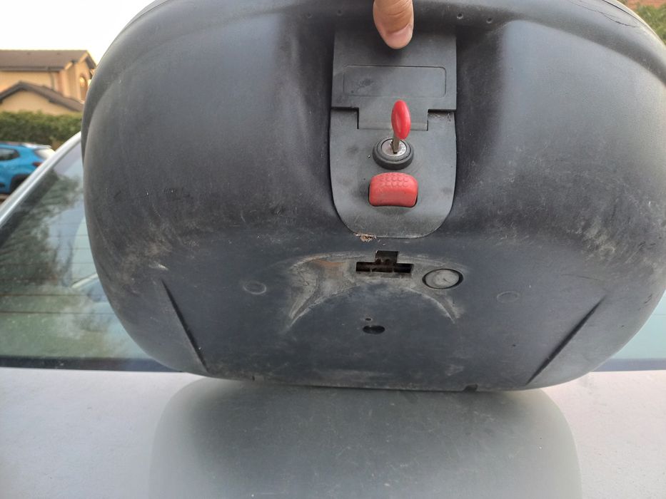 Cutie KAPPA portbagaj moto pentru 2 casti completa