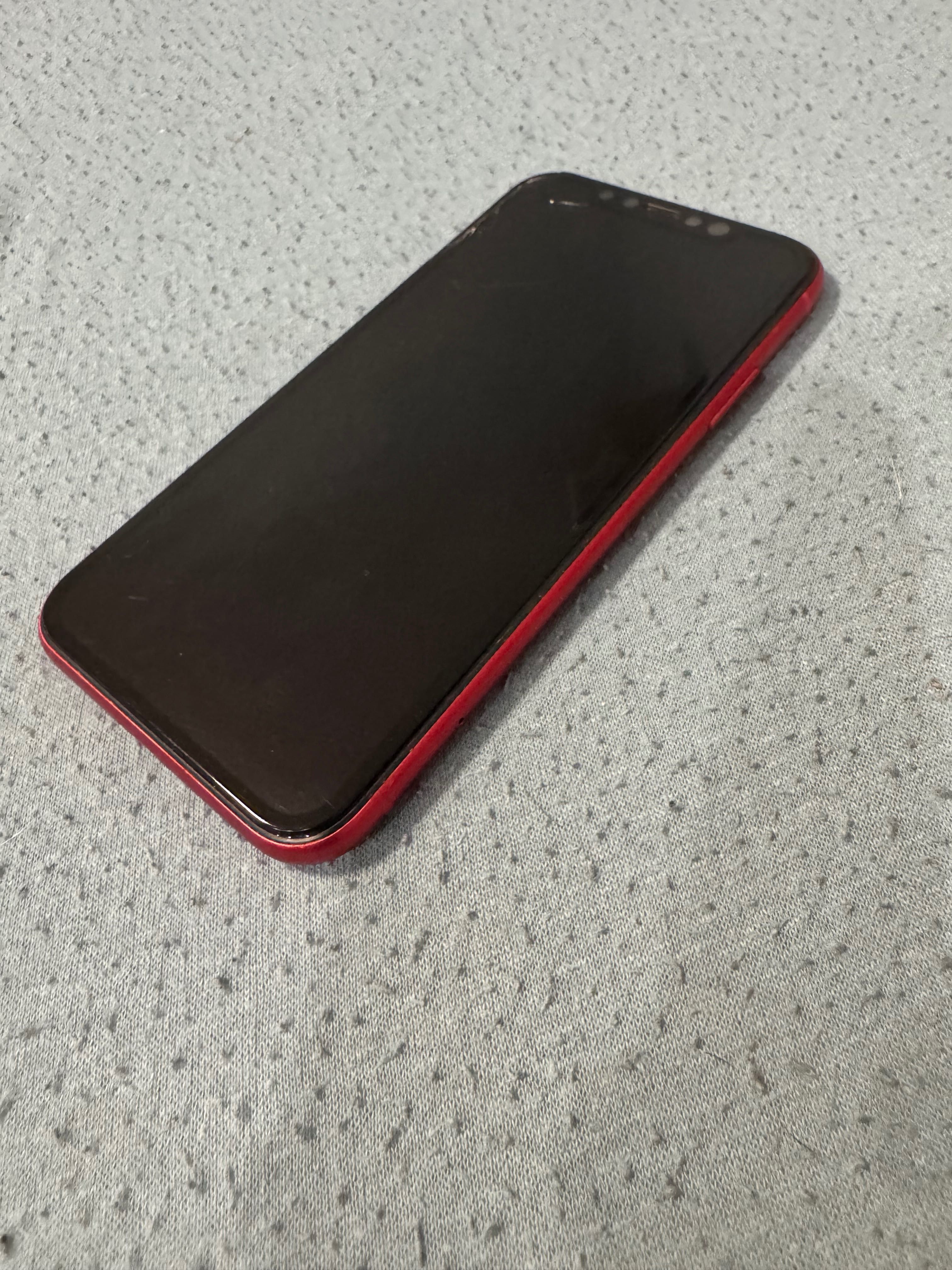 iPhone 11 RED – 128 GB