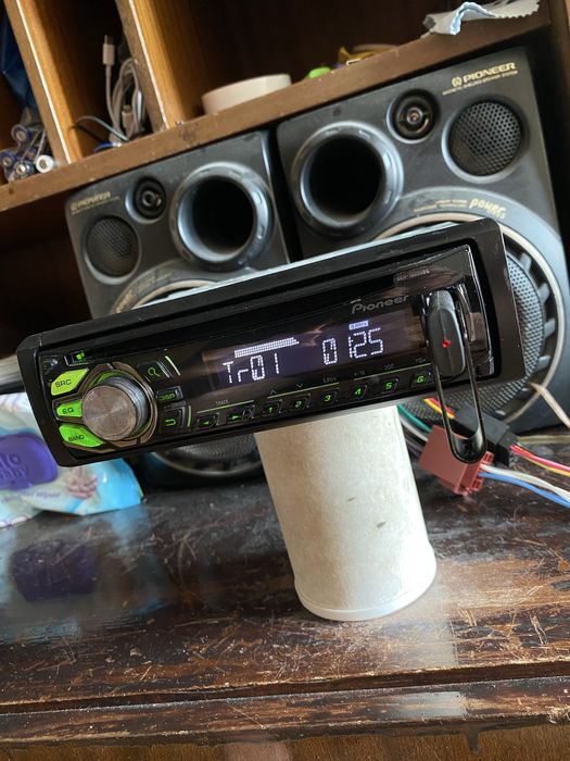 PIONEER deh-1600ubg - 4X50W - USB, CD mp3 плеър за кола сд радио