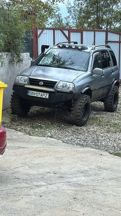 Suzuk Vitarai off road