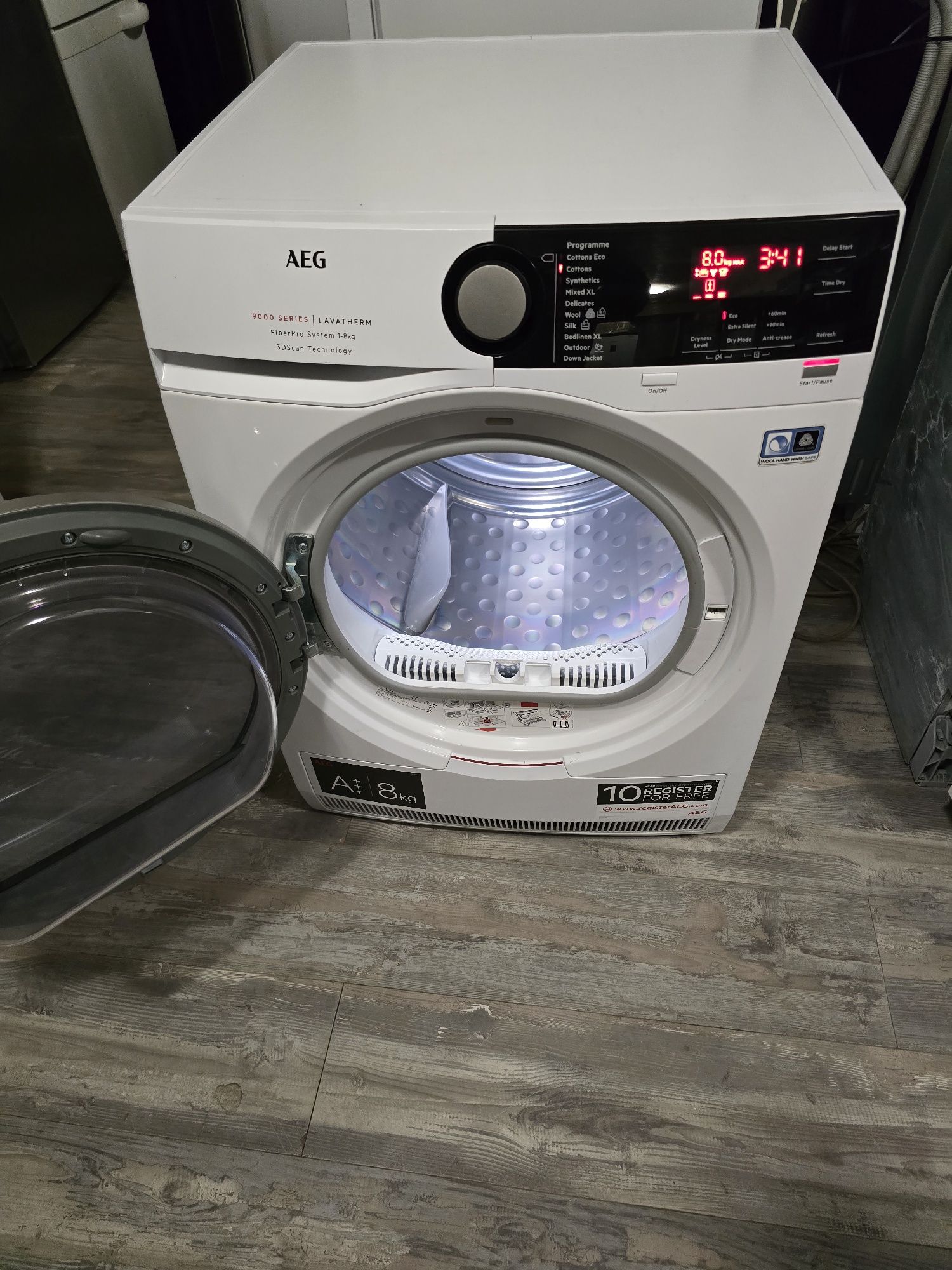 Сушилня AEG  8kg